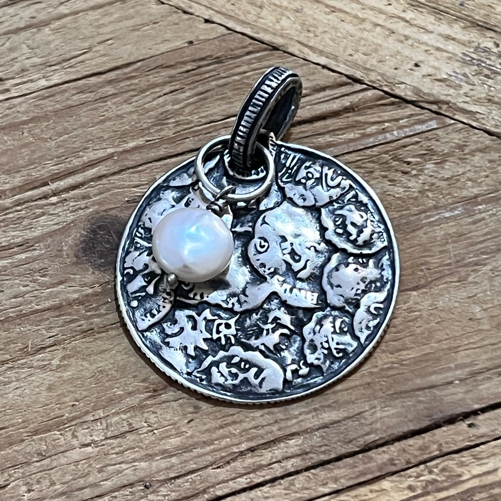 Heavy long Retired SILPADA Silver Roman Coin Charm Bracelet B1624 59grams! - Picture 6 of 6
